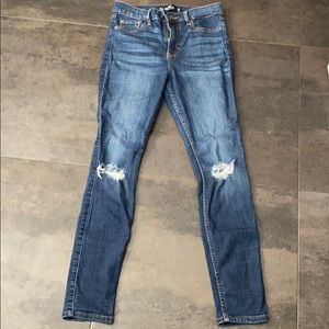 Hollister jeans